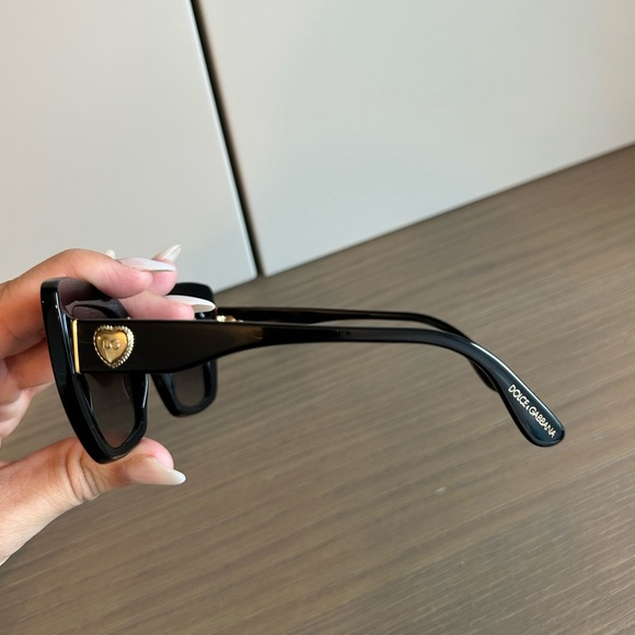 Authentic Dolce and Gabbana Women Sunglasses - Picture 5 of 9